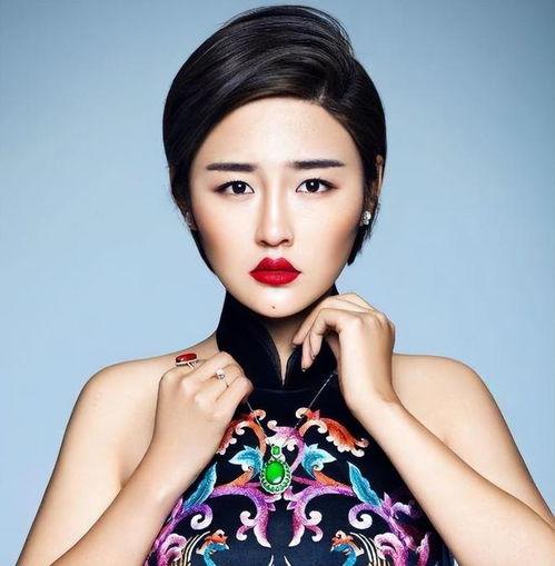 网红娇娇耳环,时尚潮流的璀璨焦点