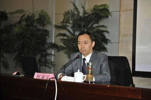 何家弘头条,揭秘法学泰斗的传奇人生与学术贡献