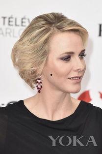 欧美裸露最多明星,盘点那些敢于裸露的明星风采